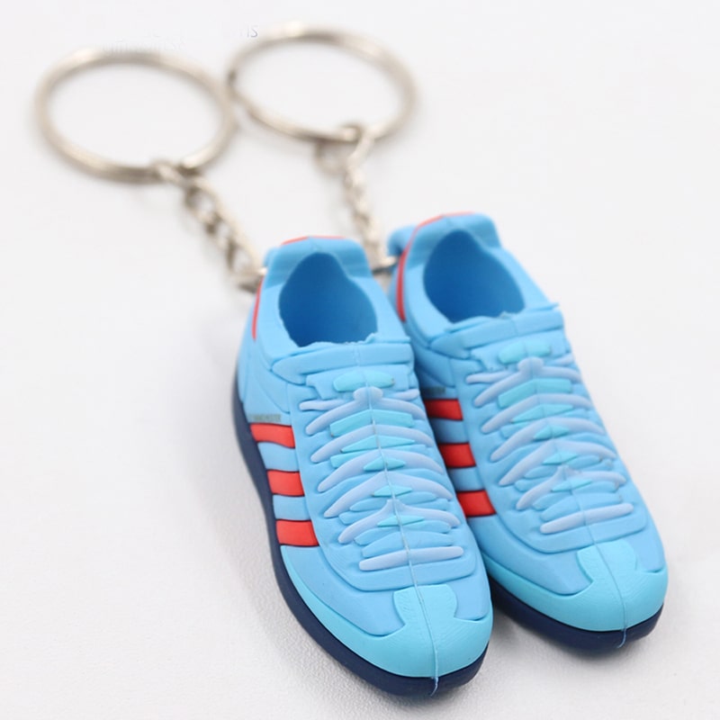 Manufacturer custom 3d soft pvc rubber sneakers keychain