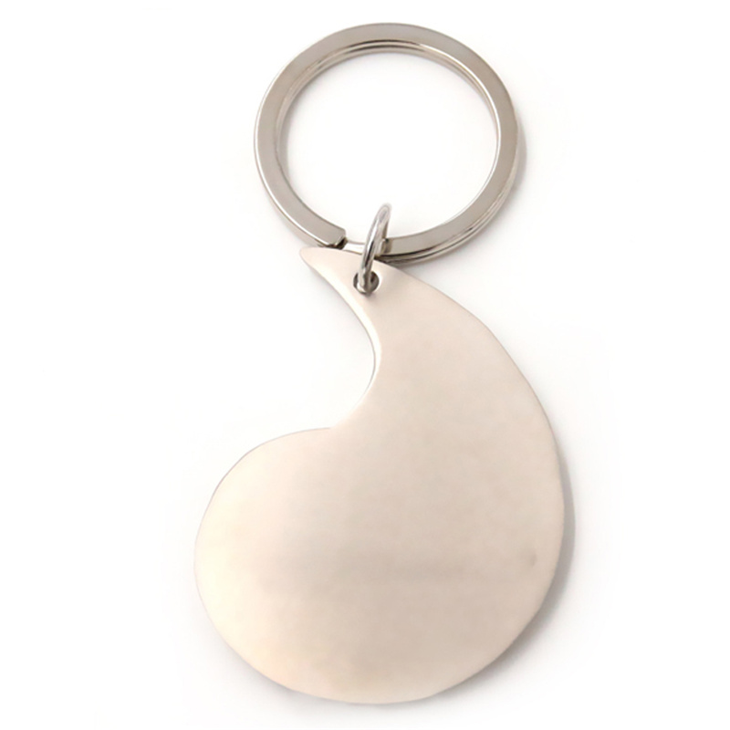 Conch shape metal keychain