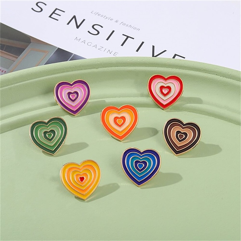 Love heart pins badge