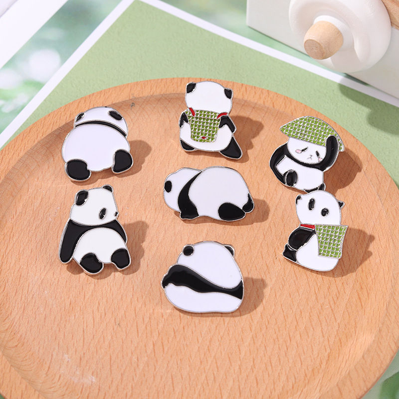 Panda pin badge